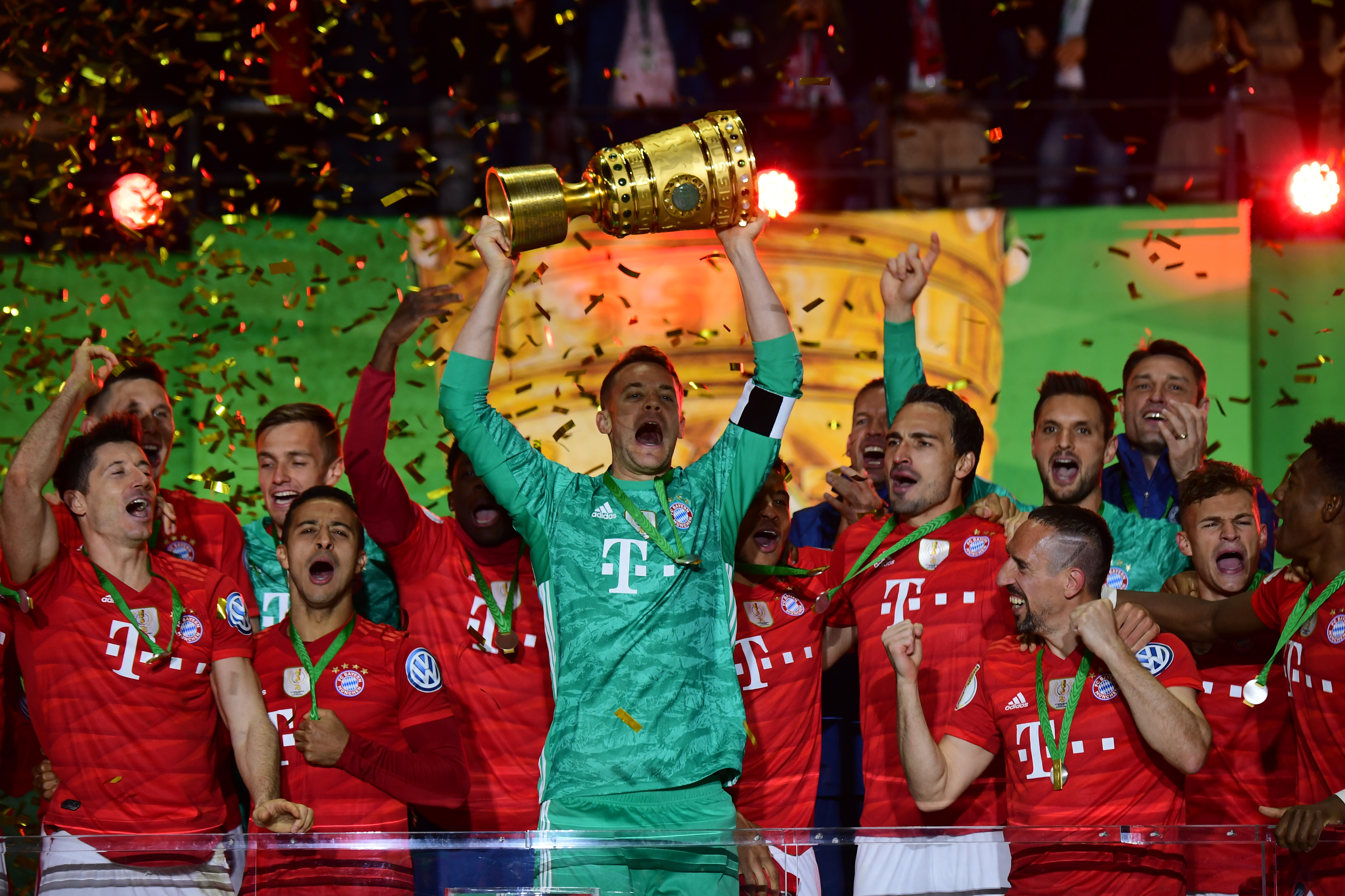 美国青春风暴席卷全球（美式青春风潮风靡全球）