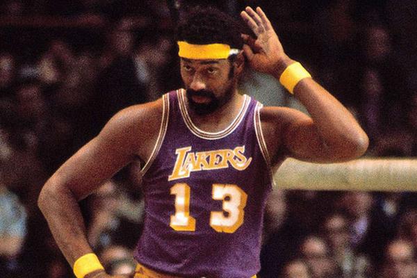 欧协联半场：威德默打破僵局，美因茨1-0萨姆松珀（欧协联半场战报：威德默先拔头筹，美因茨暂1-0领先萨姆松珀）