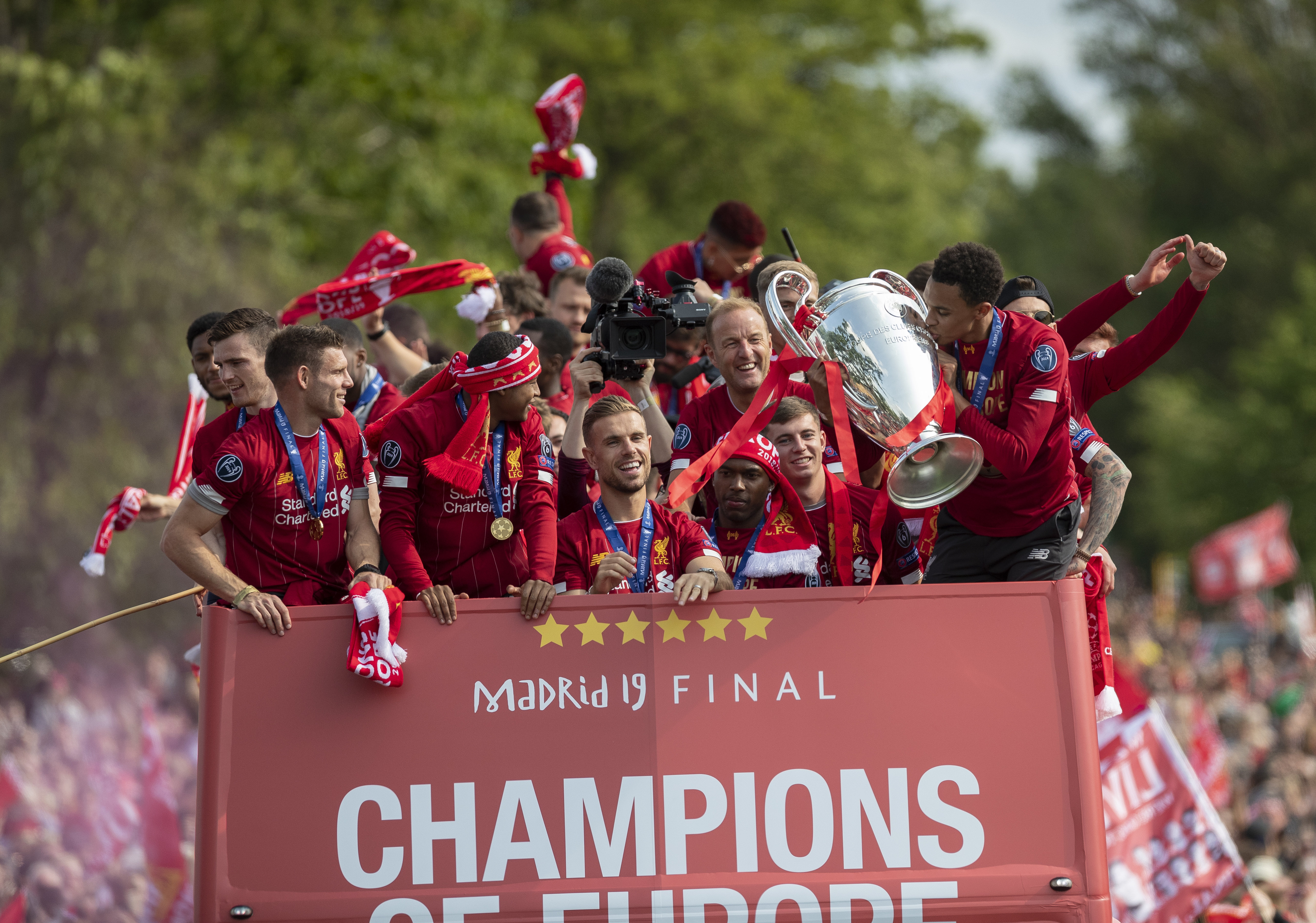 拜尔说球队士气跌到谷底？科瓦奇：他或只是赛后情绪有些波动（拜尔称球队士气已触底？科瓦奇：或仅是赛后情绪波动）