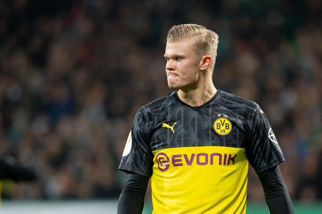 皇马近5场西甲1胜3平1负丢掉9分，从领先巴萨5分到落后4分（皇马近5轮西甲仅得6分：从领先巴萨5分到被反超4分）