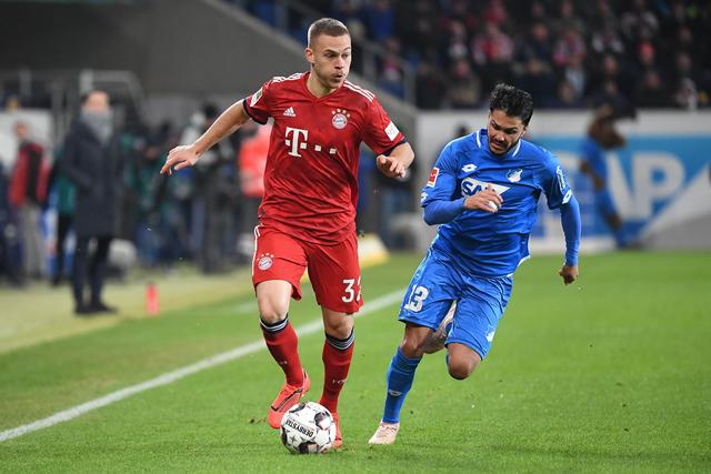 梅西获美职联MVP并率队首夺总冠军，雨中致歉开幕式取消（梅西荣膺美职联MVP率队首夺总冠军，雨中开幕式取消他现场致歉）